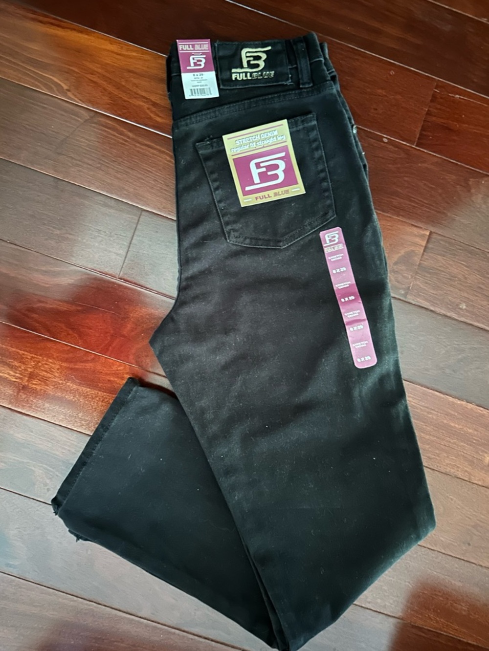 Full Blue Women's Regular Fit Stretch Denim Straight Leg Black Jeans Size 8 NWT